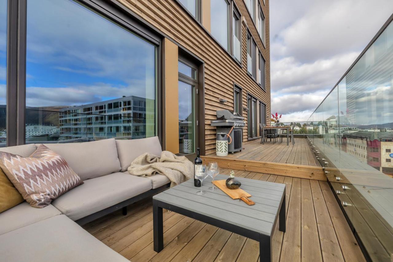 Penthouse In Downtown Tromso New Apartment Luaran gambar