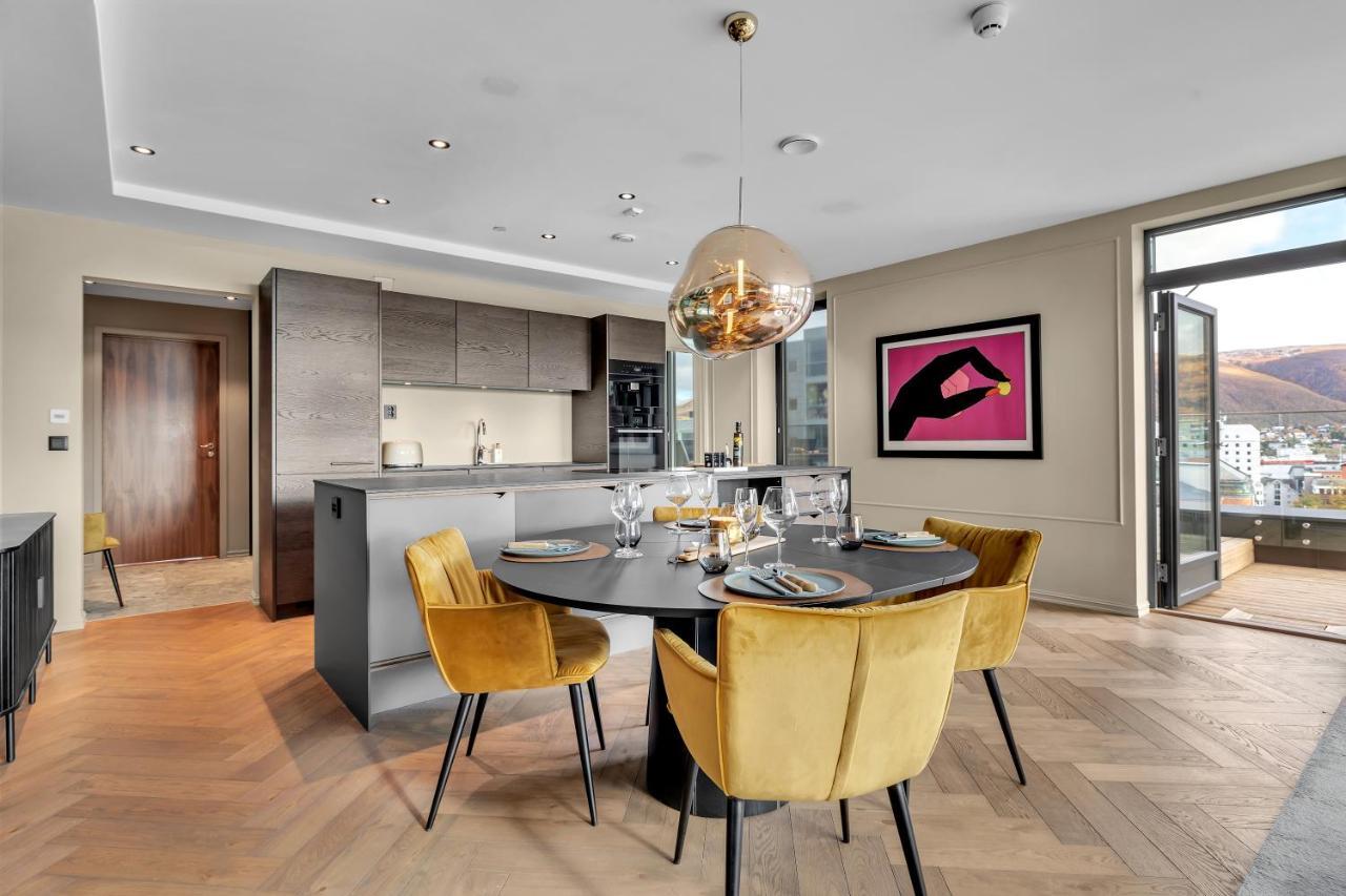 Penthouse In Downtown Tromso New Apartment Luaran gambar